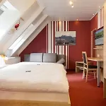 Hotel-restaurant Straussen 3*