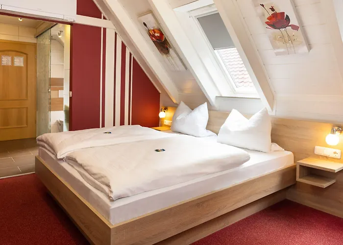 Отель Hotel-restaurant Straussen 3*