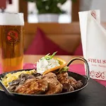 斯特劳森餐厅酒店 酒店 3*