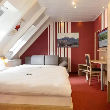 Hotel-restaurant Straussen 3*