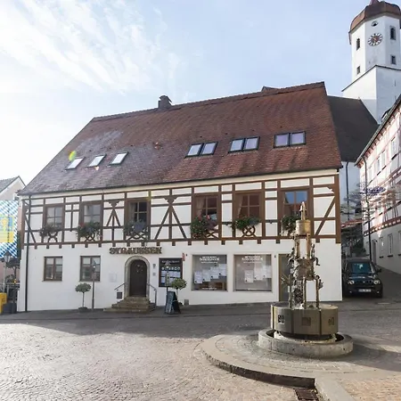 Hotel-restaurant Straussen Hotel Harburg (Bavaria)