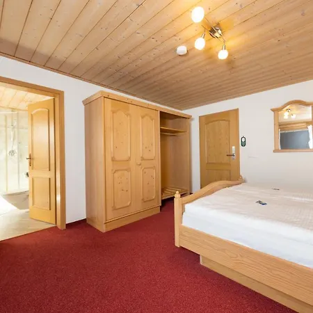 Hotel-restaurant Straussen Hotel 3*