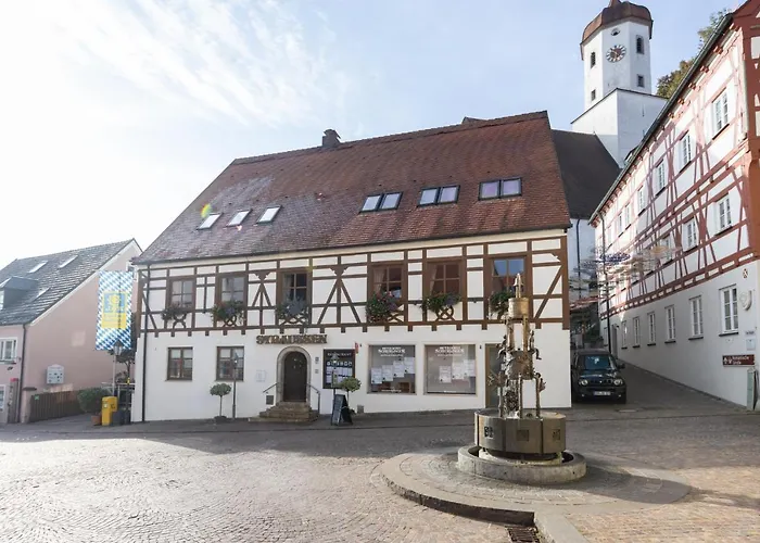 Hotel-restaurant Straussen Hotel Harburg (Bavaria)