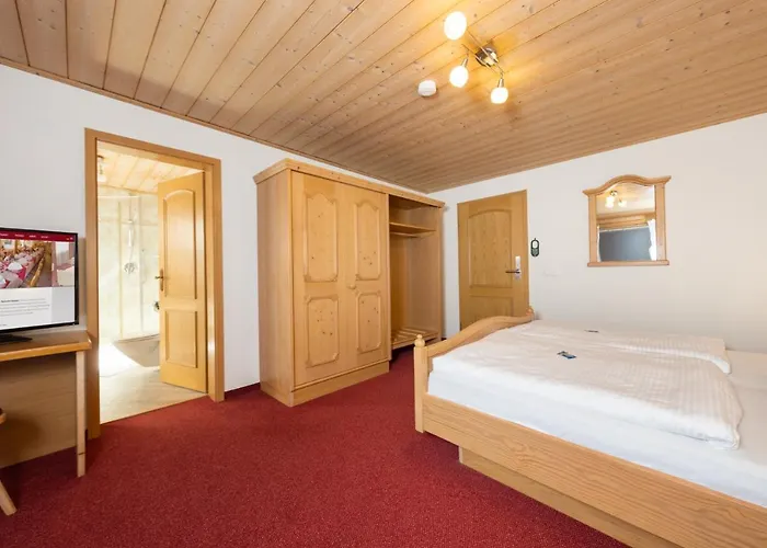 Hotel-restaurant Straussen Hotel 3*