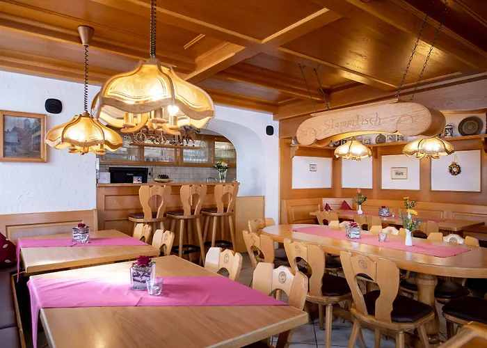 Hotel Hotel-restaurant Straussen 3*